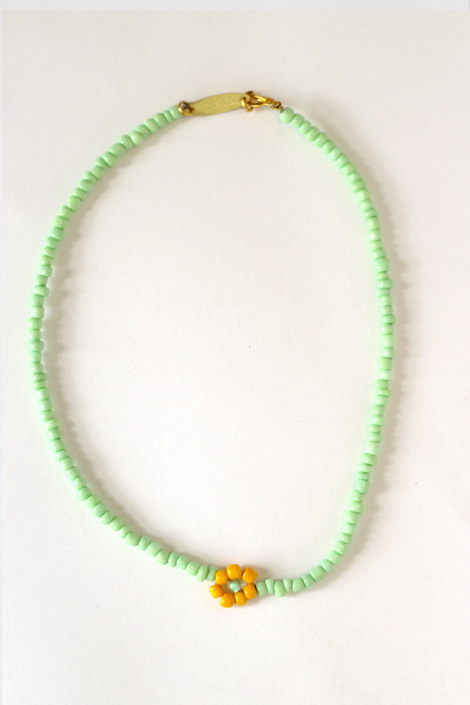 Single Lime Daisy Necklace
